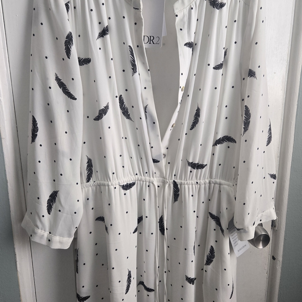 DR2 Ivory Dress with Black Feather Design